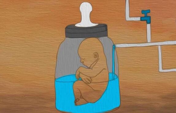 什么时候可以开始给新生婴儿喝水？